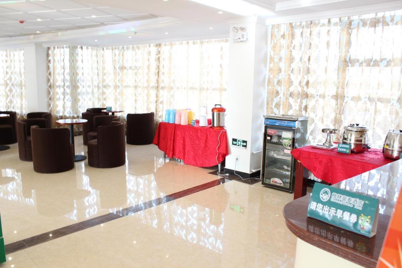 GreenTree Inn Shenyang Shengjing Hospital Shenyang Liaol Road Business Hotel Bagian luar foto